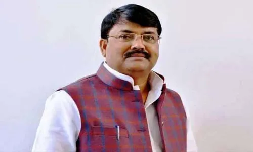 यूपी सरकार के मंत्री जय कुमार जैकी कोरोना संक्रमित, खुद ट्वीट कर दी जानकारी.... यूपी सरकार के मंत्री जय कुमार जैकी कोरोना संक्रमित, खुद ट्वीट कर दी जानकारी....