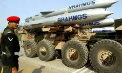 अब ब्रह्मोस के हमले से बचना नामुमकिन है , भारत ने टेस्ट किया उन्नत श्रेणी की मिसाइल