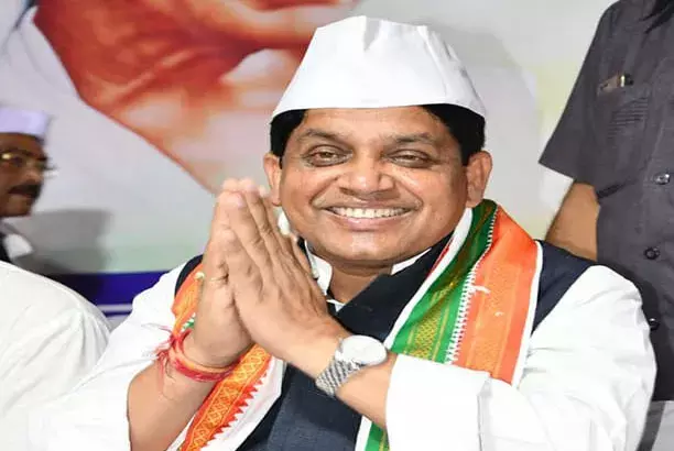 हाथरस का रेप बड़ा है और छत्तीसगढ़ के बलराम पुर का रेप छोटा - ये क्या हो रहा है , नेता है या ....