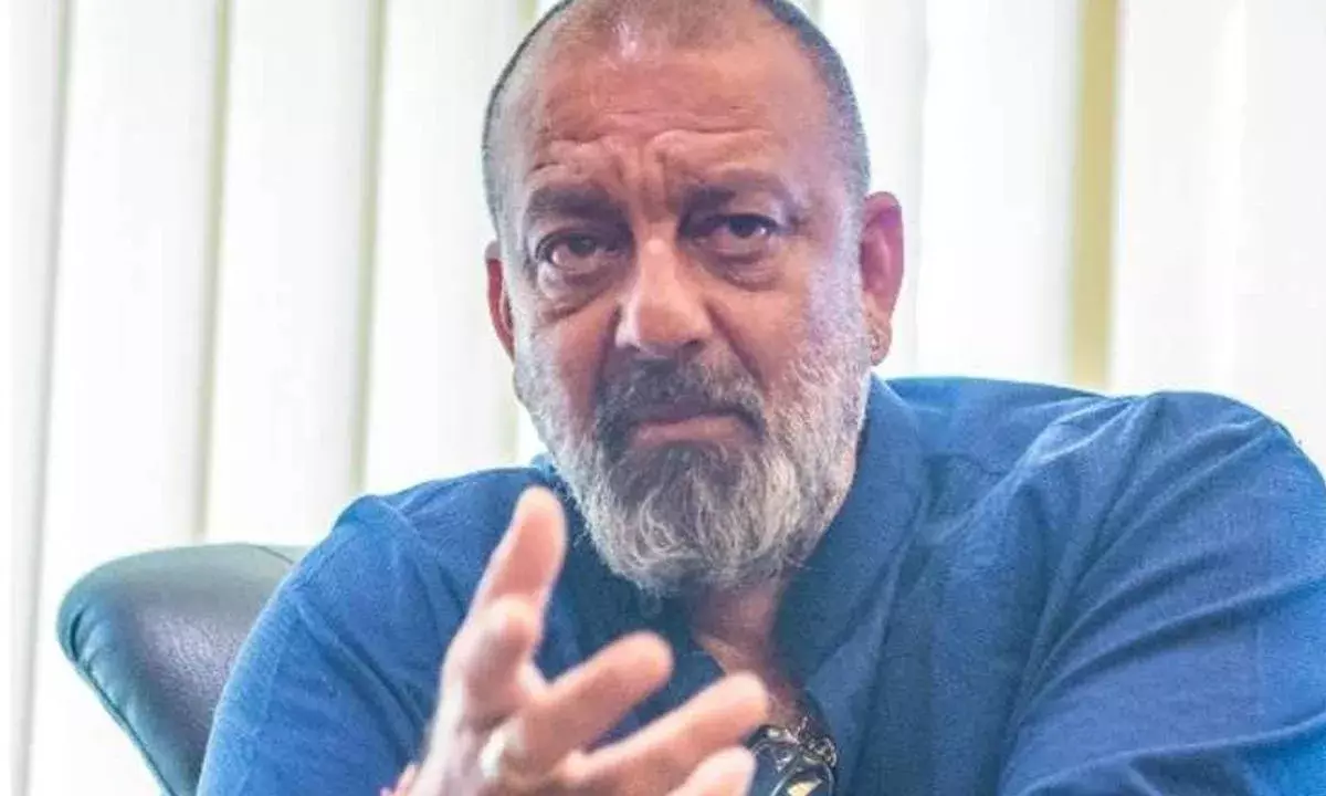 सुर्खियों में बने बॉलीवुड के संजू बाबा ने एक विडियो में कहा अभी मैं बीमार नहीं हूं.....