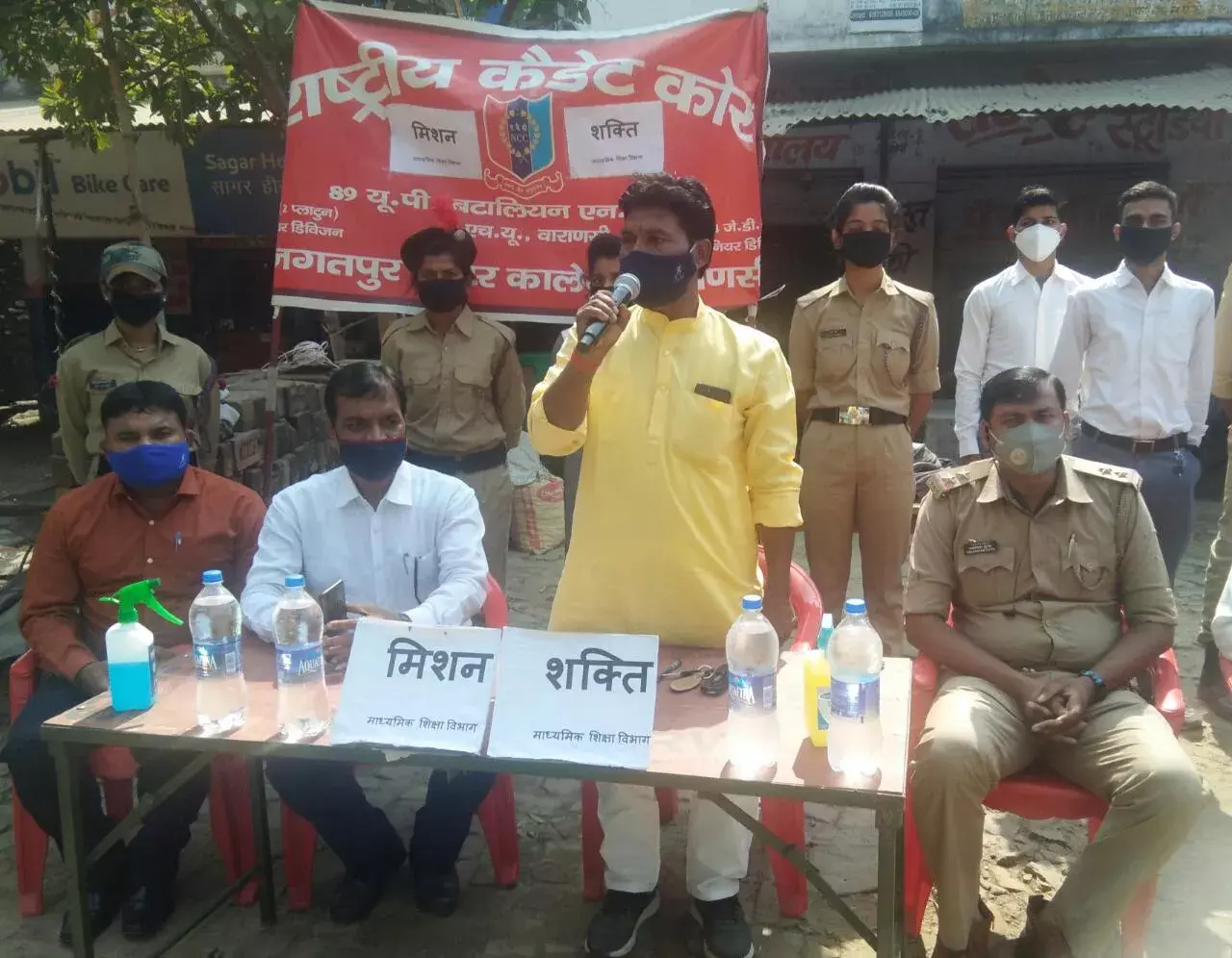 मिशन शक्ति के तहत महिलाओं व बालिकाओं के सुरक्षा हेतु किया जागरूक