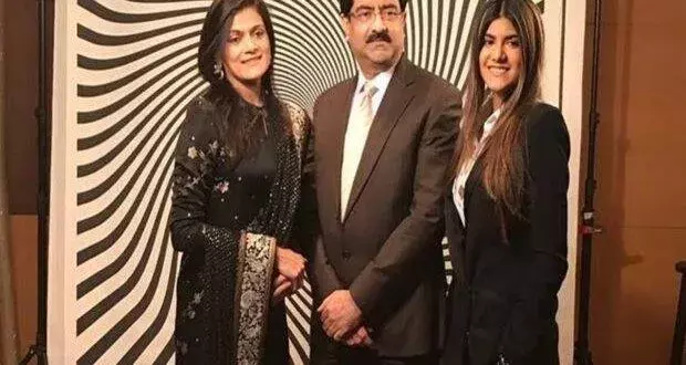 कुमार मंंगलम बिड़ला की बेटी के साथ वाशिंगटन में हुआ नस्लभेदी व्यवहार, अनन्या ने ट्वीट कर दी जानकारी.....