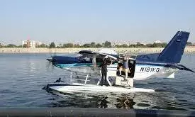 पीएम मोदी ने शुरू की देश की पहली सी-प्लेन सेवा, सिर्फ 1500 रुपए में सी-प्लेन के सफर का मजा आप ले सकते हैं......