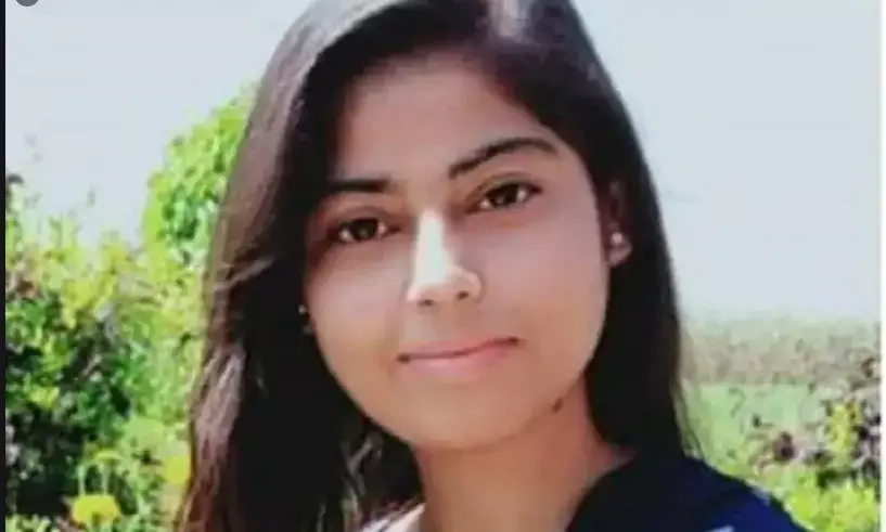 निकिता मर्डर केस में SIT ने 11 दिनों के अंदर कोर्ट में पेश की चार्जशीट, 60 गवाह मौजूद...... निकिता मर्डर केस में SIT ने 11 दिनों के अंदर कोर्ट में पेश की चार्जशीट, 60 गवाह मौजूद......