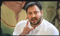 महागठबंधन और एनडीए में कांटे की टक्कर, तेजस्वी यादव CM पद की पहली पसंद......