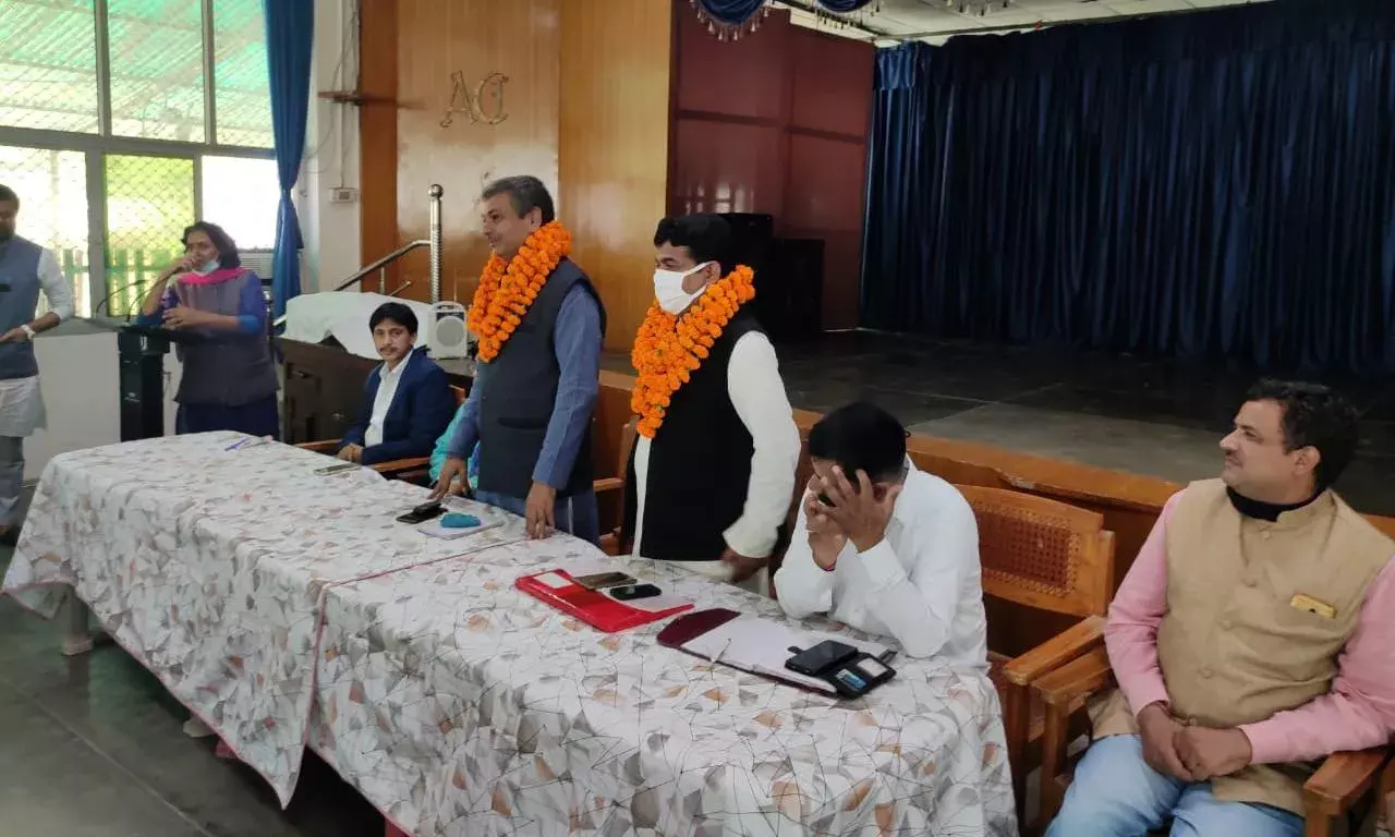 शिक्षक निर्वाचन खंड लखनऊ के प्रत्याशी डॉ मनोज पांडेय के समर्थन में चुनावी सभा की गई शिक्षक निर्वाचन खंड लखनऊ के प्रत्याशी डॉ मनोज पांडेय के समर्थन में चुनावी सभा की गई