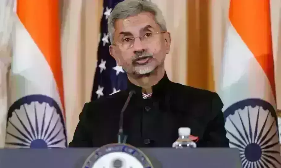 बहरीन, यूएई और सेशेल्स के छह दिवसीय दौरे पर विदेश मंत्री, तीन देशों की यात्रा को माना जा रहा काफी अहम......