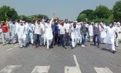 किसान का आक्रोश चरम सीमा पार कर रहा है    हरियाणा पंजाब दिल्ली जाम करने के बाद दिल्ली मेन हाईवे जाम करेंगे किसान किसान का आक्रोश चरम सीमा पार कर रहा है    हरियाणा पंजाब दिल्ली जाम करने के बाद दिल्ली मेन हाईवे जाम करेंगे किसान