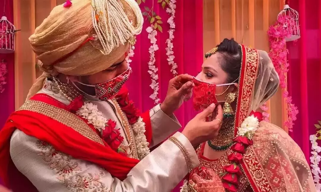 इन 8 तरीकों से हो सकता है काबू, Wedding Season: वेडिंग सीजन में बढ़ेगी कोरोना की रफ्तार!