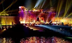 अद्भुत , अविश्वसनीय , सज गयी सांस्कृतिक नगरी काशी