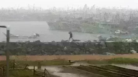 तमिलनाडु के रामेश्वरम में चक्रवाती तूफान बुरेवी के कारण 2 एयरपोर्ट आज के लिए बंद..