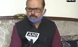 तारिक अनवर बोले - हैदराबाद में त्रिशंकु नतीजे आने के बाद ओवैसी के साथ काम करें भाजपा