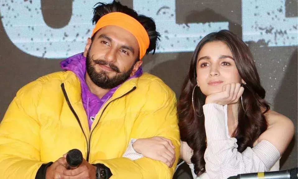 रणवीर के साथ एक बार फिर नज़र आएँगी आलिया रणवीर के साथ एक बार फिर नज़र आएँगी आलिया