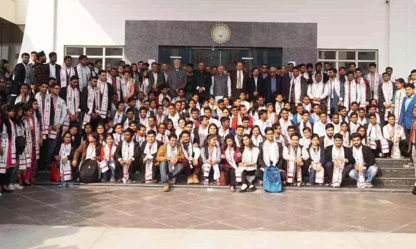 18वें दीक्षांत समारोह का होगा आयोजन......    डॉ. एपीजे अब्दुल कलाम प्राविधिक विश्वविद्यालय का 18वां दीक्षांत समारोह आगामी 16 जनवरी को