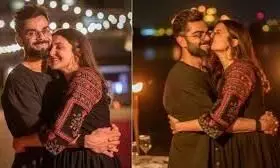 भारतीय कप्तान विराट कोहली के होने वाले बच्चे को लेकर ब्रेट ली हुए उत्साहित बोले: ऑस्ट्रेलिया में जन्म दो, हम स्वागत के लिए तैयार हैं। भारतीय कप्तान विराट कोहली के होने वाले बच्चे को लेकर ब्रेट ली हुए उत्साहित बोले: ऑस्ट्रेलिया में जन्म दो, हम स्वागत के लिए तैयार हैं।