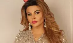 मनु और राखी की औकात की लड़ाई में कूदे राखी के पति! बोले- मैं छह बिलियन का मालिक हूँ