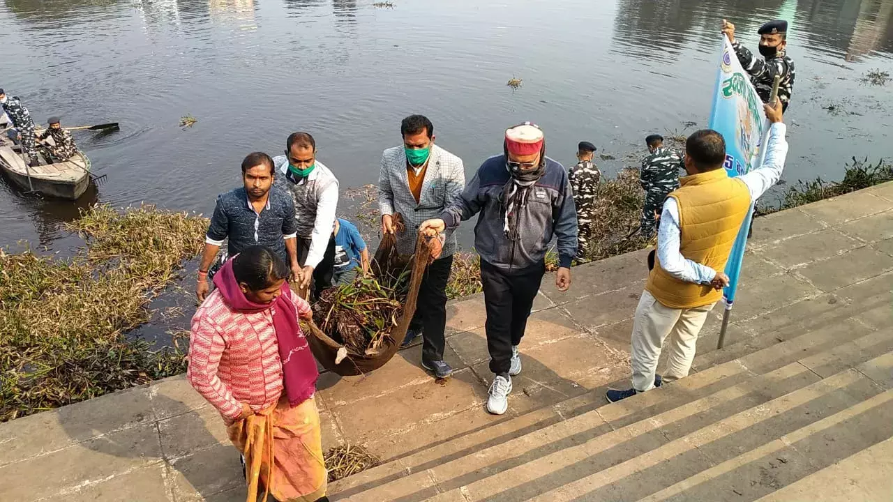 सीआरपीएफ ने ठाना है पुष्कर कुंड को स्वच्छ बनाना है