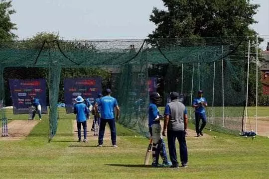 बारिश के कारण भारतीय क्रिकेट टीम का अभ्यास सत्र हुआ रद्द