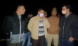 50 हजार के इनामी बदमाश को मुठभेड़ में पुलिस ने पकड़ा