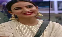 जैस्मिन भसीन ने अली गोनी, जो कि अभी भी शो में है के लिए फैंस से सपोर्ट भी मांगा है