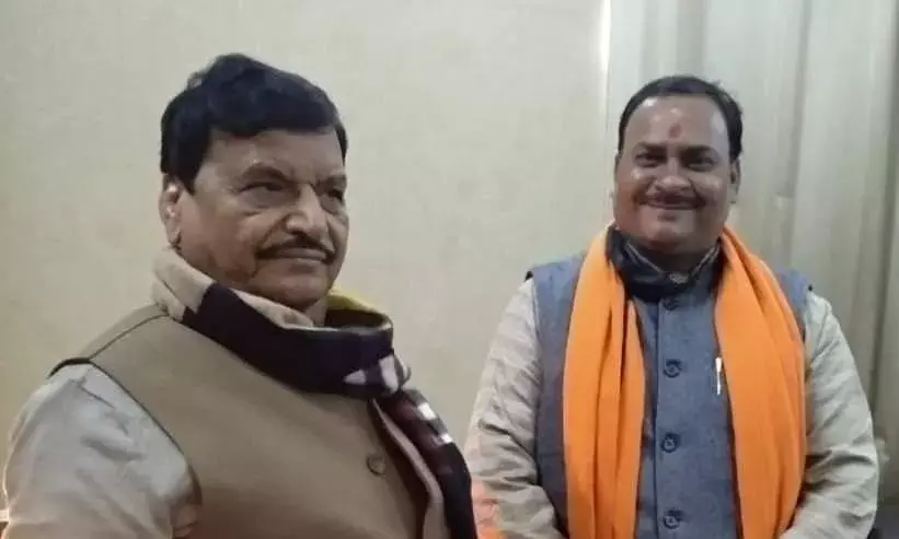 рдкреНрд░ .рд╕ .рдкрд╛ .рд▓реЛрд╣рд┐рдпрд╛ рдХреЗ рдкрд╛рд░реНрдЯреА рдкреНрд░рд╡рдХреНрддрд╛ рдмрдирд╛рдпреЗ рдЧрдП рдкреНрд░рдЦреНрдпрд╛рдд рдЬреНрдпреЛрддрд┐рд╖рд╛рдЪрд╛рд░реНрдп рдкрдВрдбрд┐рдд рдЛрд╖рд┐ рджрд┐рд╡реЗрджреА рдкреНрд░ .рд╕ .рдкрд╛ .рд▓реЛрд╣рд┐рдпрд╛ рдХреЗ рдкрд╛рд░реНрдЯреА рдкреНрд░рд╡рдХреНрддрд╛ рдмрдирд╛рдпреЗ рдЧрдП рдкреНрд░рдЦреНрдпрд╛рдд рдЬреНрдпреЛрддрд┐рд╖рд╛рдЪрд╛рд░реНрдп рдкрдВрдбрд┐рдд рдЛрд╖рд┐ рджрд┐рд╡реЗрджреА