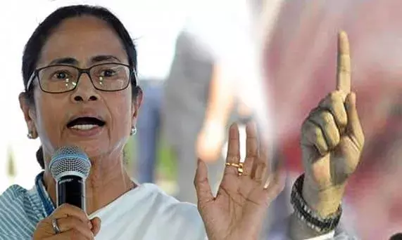 मेघालय के पूर्व सीएम मुकुल संगमा समेत १२ कांग्रेस विधायक टीएमसी में शामिल मेघालय के पूर्व सीएम मुकुल संगमा समेत १२ कांग्रेस विधायक टीएमसी में शामिल