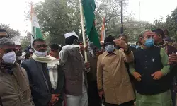 वाराणसी में कांग्रेसियों ने 26 जनवरी के पूर्व निकाला संविधान मार्च