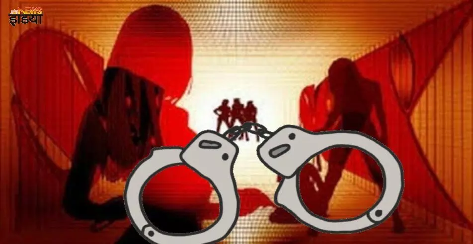 नोएडा पुलिस ने सेक्स रैकेट का किया भंडाफोड़, 14 लड़कियों को बचाया नोएडा पुलिस ने सेक्स रैकेट का किया भंडाफोड़, 14 लड़कियों को बचाया