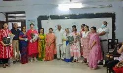 लखनऊ विश्वविद्यालय में अंतर्राष्ट्रीय महिला दिवस के अवसर पर महिलाओं को मिला सम्मान. लखनऊ विश्वविद्यालय में अंतर्राष्ट्रीय महिला दिवस के अवसर पर महिलाओं को मिला सम्मान.