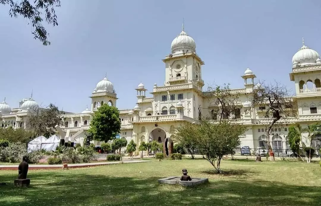 महिलाओं को मुख्यधारा से जोड़ने पर ही होगा विकास : आलोक रंजन