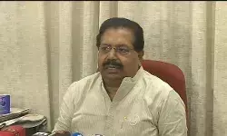 विधानसभा चुनाव से पहले दिग्गज कांग्रेस नेता पी.सी. चाको ने दिया इस्तीफा