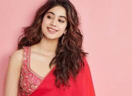 अभिनेत्री जाह्नवी कपूर अपनी फिल्म रूही को लेकर चर्चा में.