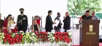 तीरथ कैबिनेट के 11 मंत्रियों ने ली शपथ, चार नए चेहरे हुए शामिल....