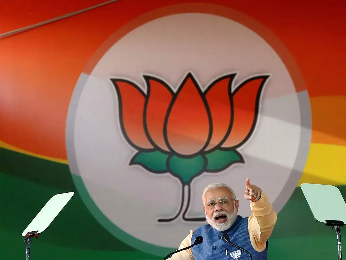 बीजेपी ने बंगाल विधानसभा चुनाव में  4 सांसदों को  उतारा