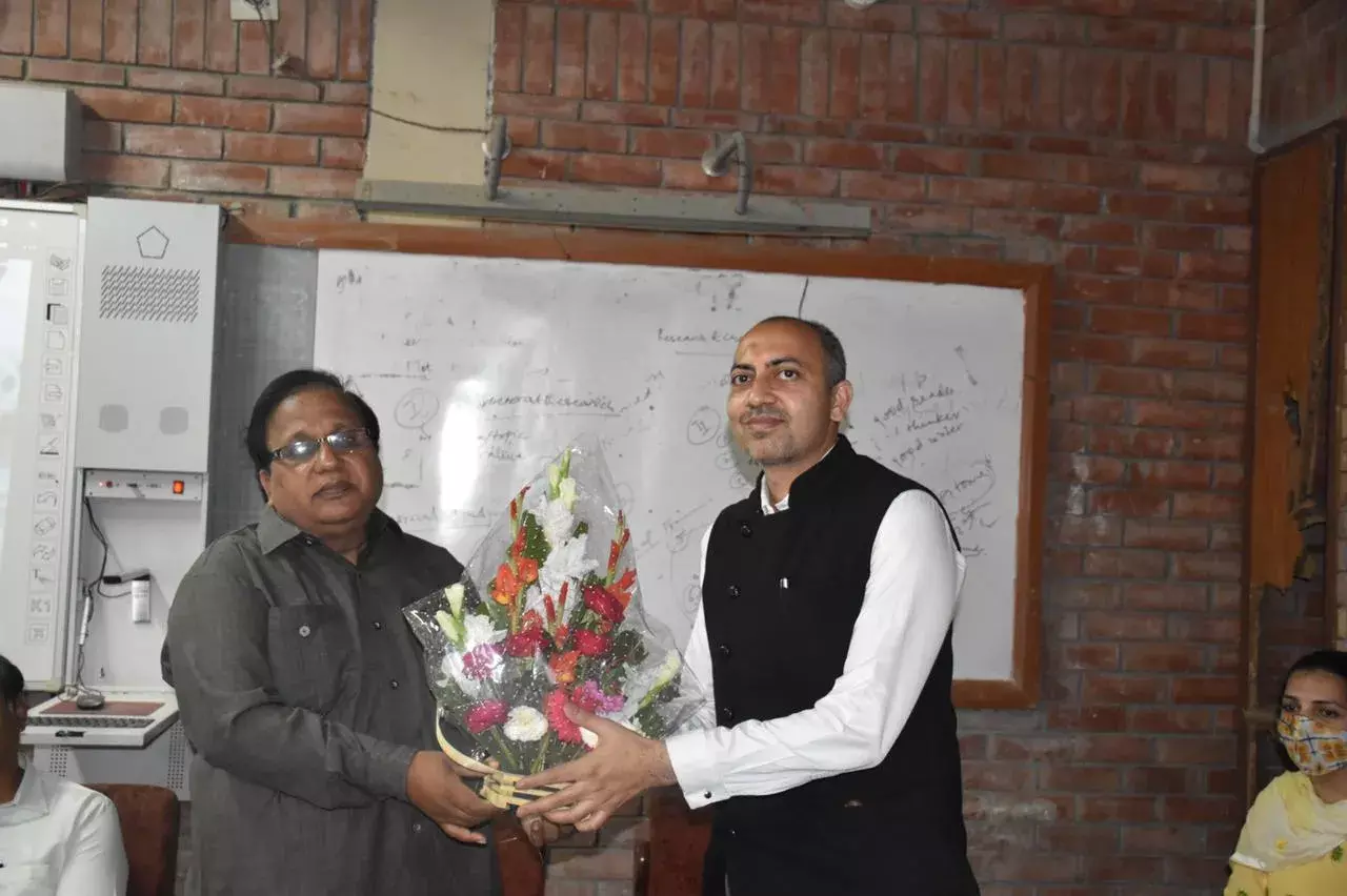 рд▓рдЦрдирдК рд╡рд┐рд╢реНрд╡рд╡рд┐рджреНрдпрд╛рд▓рдп рдореЗрдВ рд▓реЗрдмрд░ рдХреЛрдбреНрд╕ рдХрд╛рд░реНрдпрд╢рд╛рд▓рд╛ рдХрд╛ рдЖрдпреЛрдЬрди.... рд▓рдЦрдирдК рд╡рд┐рд╢реНрд╡рд╡рд┐рджреНрдпрд╛рд▓рдп рдореЗрдВ рд▓реЗрдмрд░ рдХреЛрдбреНрд╕ рдХрд╛рд░реНрдпрд╢рд╛рд▓рд╛ рдХрд╛ рдЖрдпреЛрдЬрди....