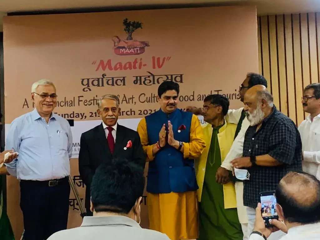 рджрд┐рд▓реНрд▓реА: рдкреВрд░реНрд╡рд╛рдВрдЪрд▓ рдорд╣реЛрддреНрд╕рд╡ рдорд╛рдЯреА IV рдореЗрдВ рдЧреЗрд╕реНрдЯ рдСрдл рдСрдирд░ рд░рд╣реЗ рдПрд▓рдпреВ рдХреБрд▓рдкрддрд┐ рдкреНрд░реЛ. рдЖрд▓реЛрдХ рдХреБрдорд╛рд░ рд░рд╛рдп... рджрд┐рд▓реНрд▓реА: рдкреВрд░реНрд╡рд╛рдВрдЪрд▓ рдорд╣реЛрддреНрд╕рд╡ рдорд╛рдЯреА IV рдореЗрдВ рдЧреЗрд╕реНрдЯ рдСрдл рдСрдирд░ рд░рд╣реЗ рдПрд▓рдпреВ рдХреБрд▓рдкрддрд┐ рдкреНрд░реЛ. рдЖрд▓реЛрдХ рдХреБрдорд╛рд░ рд░рд╛рдп...