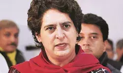 रैली के दौरान प्रियंका गांधी ने कहा- सिर्फ ट्वीट पर बोलते हैं पीएम नरेंद्र मोदी