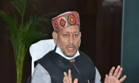 उत्तराखंड के सीएम तीरथ सिंह रावत हुए कोरोना पॉजिटिव कुछ दिनों से विवाद में भी घिरे हैं सीएम