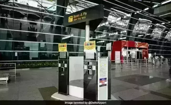 दिल्ली एयरपोर्ट पर आज से होगी रैंडम कोरोना टेस्ट की शुरुआत, सैंपलिंग के बाद बाहर निकलने की मिलेगी अनुमति.... दिल्ली एयरपोर्ट पर आज से होगी रैंडम कोरोना टेस्ट की शुरुआत, सैंपलिंग के बाद बाहर निकलने की मिलेगी अनुमति....
