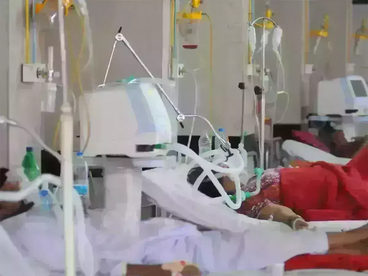 महाराष्ट्र के पुणे की हालत गंभीर- मरीजों को नहीं मिल रहे वेंटिलेटर सेना अस्पताल से मांगी मदद...