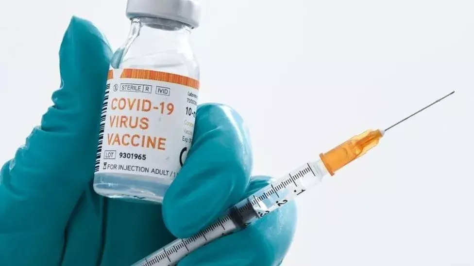 महाराष्ट्र सरकार की शिकायत के बाद केंद्र ने बढ़ाई वैक्सीन की संख्या..... महाराष्ट्र सरकार की शिकायत के बाद केंद्र ने बढ़ाई वैक्सीन की संख्या.....