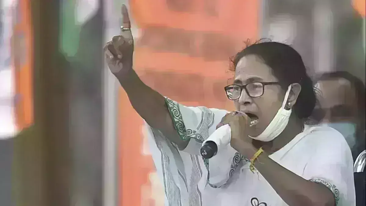 पश्चिम बंगाल चुनाव: EC ने ममता बनर्जी को एक और नोटिस भेजा