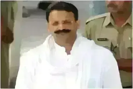 फर्जी लाइसेंस के मामले में मऊ कोर्ट ने मुख्तार अंसारी को दी जमानत, लेकिन अभी भी रहना पड़ेगा जेल में... फर्जी लाइसेंस के मामले में मऊ कोर्ट ने मुख्तार अंसारी को दी जमानत, लेकिन अभी भी रहना पड़ेगा जेल में...