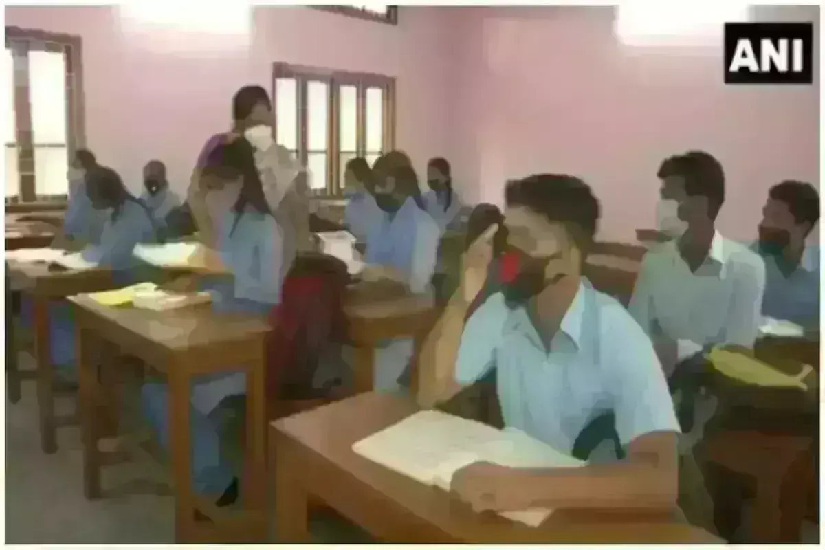 महाराष्ट्र सरकार ने टाली 10वीं-12वीं बोर्ड की परीक्षाएं, जानें अब कब होंगे एग्जाम.... महाराष्ट्र सरकार ने टाली 10वीं-12वीं बोर्ड की परीक्षाएं, जानें अब कब होंगे एग्जाम....