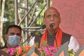 पश्चिम बंगाल में राजनाथ सिंह का बड़ा बयान कहा सरकार अहंकार से नहीं संविधान से चलती है.