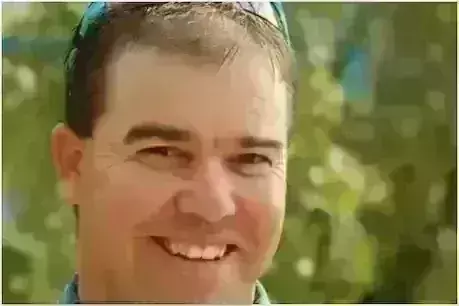 जिम्बाब्वे के पूर्व कप्तान पर लगा 8 साल का बैन, पाए गए दोषी..... जिम्बाब्वे के पूर्व कप्तान पर लगा 8 साल का बैन, पाए गए दोषी.....