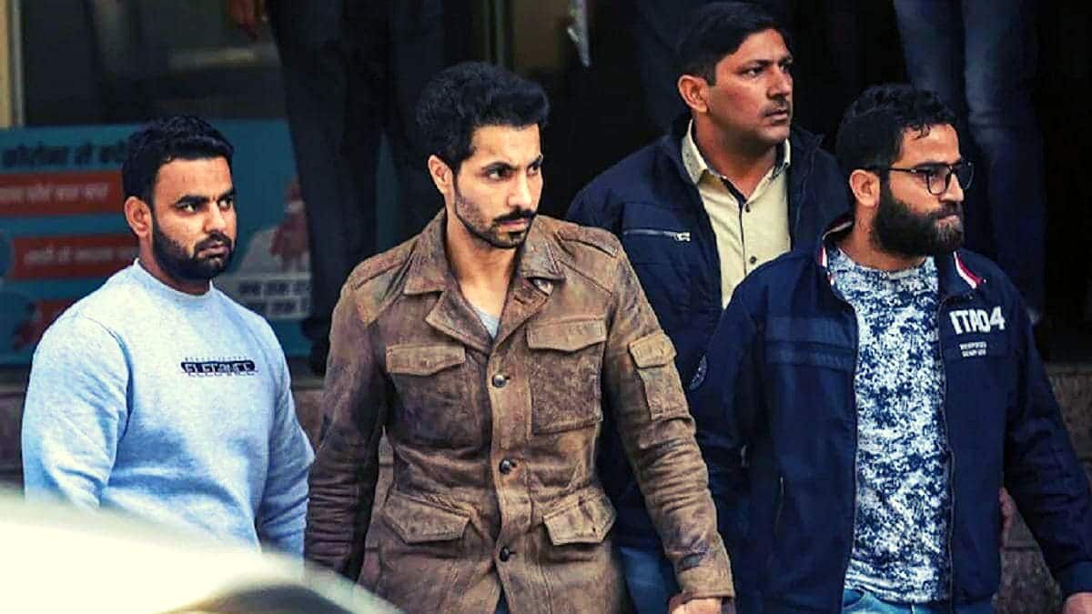 दिल्ली कोर्ट ने एक्टर दीप सिद्धू को दी जमानत, तिरंगा हटाकर धार्मिक ध्वज लहराने का है आरोप....