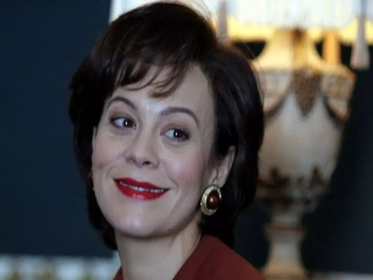 рдорд╢рд╣реВрд░ рдЕрднрд┐рдиреЗрддреНрд░реА рд╣реЗрд▓реЗрди рдХрд╛ рдирд┐рдзрди, рдирд┐рдзрди рдХреА рдЦрдмрд░ рдиреЗ рдлреИрдВрд╕ рдХрд╛рдлреА рджреБрдЦреА.... рдорд╢рд╣реВрд░ рдЕрднрд┐рдиреЗрддреНрд░реА рд╣реЗрд▓реЗрди рдХрд╛ рдирд┐рдзрди, рдирд┐рдзрди рдХреА рдЦрдмрд░ рдиреЗ рдлреИрдВрд╕ рдХрд╛рдлреА рджреБрдЦреА....