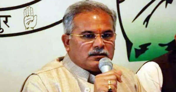 छत्तीसगढ़ के मुख्यमंत्री भूपेश बघेल ने कहा 18 साल से ऊपर के हर शख्स को फ्री में लगेगी वैक्सीन...