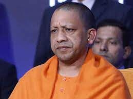 कोविड अस्पतालों में रिक्त बेड का विवरण दिन में दो बार सार्वजनिक करने के योगी आदित्यनाथ ने दिए निर्देश.....